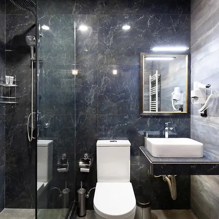 Irina'S Apartments Кутаиси Экстерьер фото